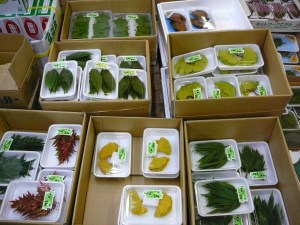 Leaves for garnishes