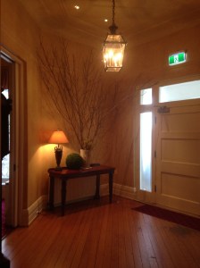 interior, front door/hallway