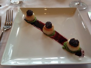 Scallops, pea puree, black pudding