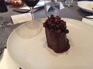 Roasted grass fedbeeffillet, morel cream, braised mushroom, aancient grains