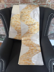 Second hand obi ¥1000 about AUD$13