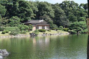 Matsu-no-ochaya - tea house in Hama-Rikyu