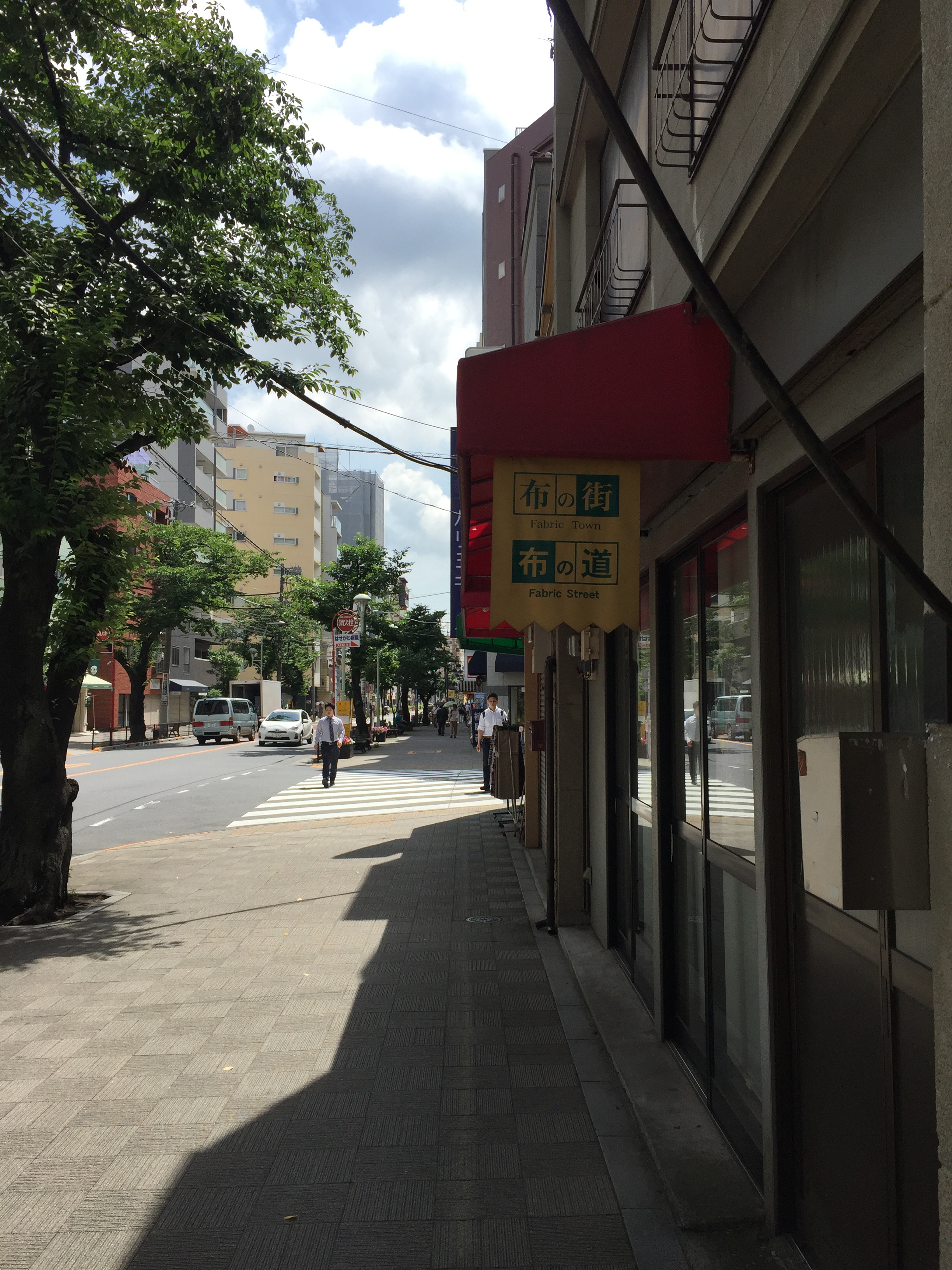 E5F4E661-DDCF-4CAA-880F-34B82A2C7A47